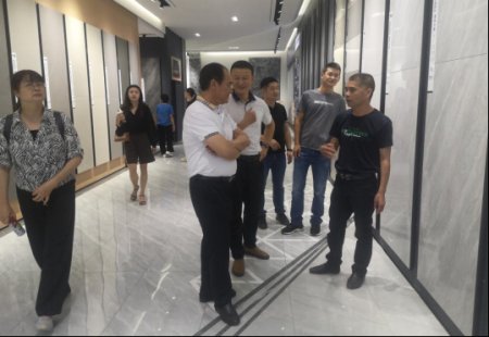 �� �� �� Ӎ.2023���20���{�оGɫ������I236